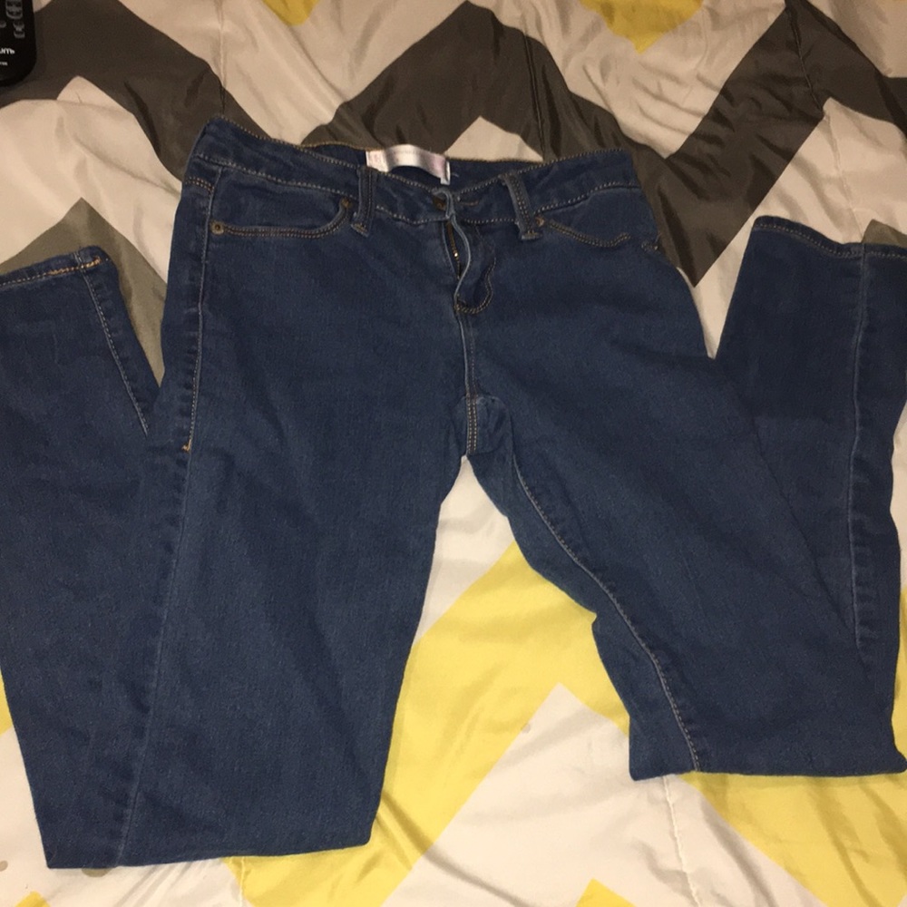 Solid color medium wash jeans